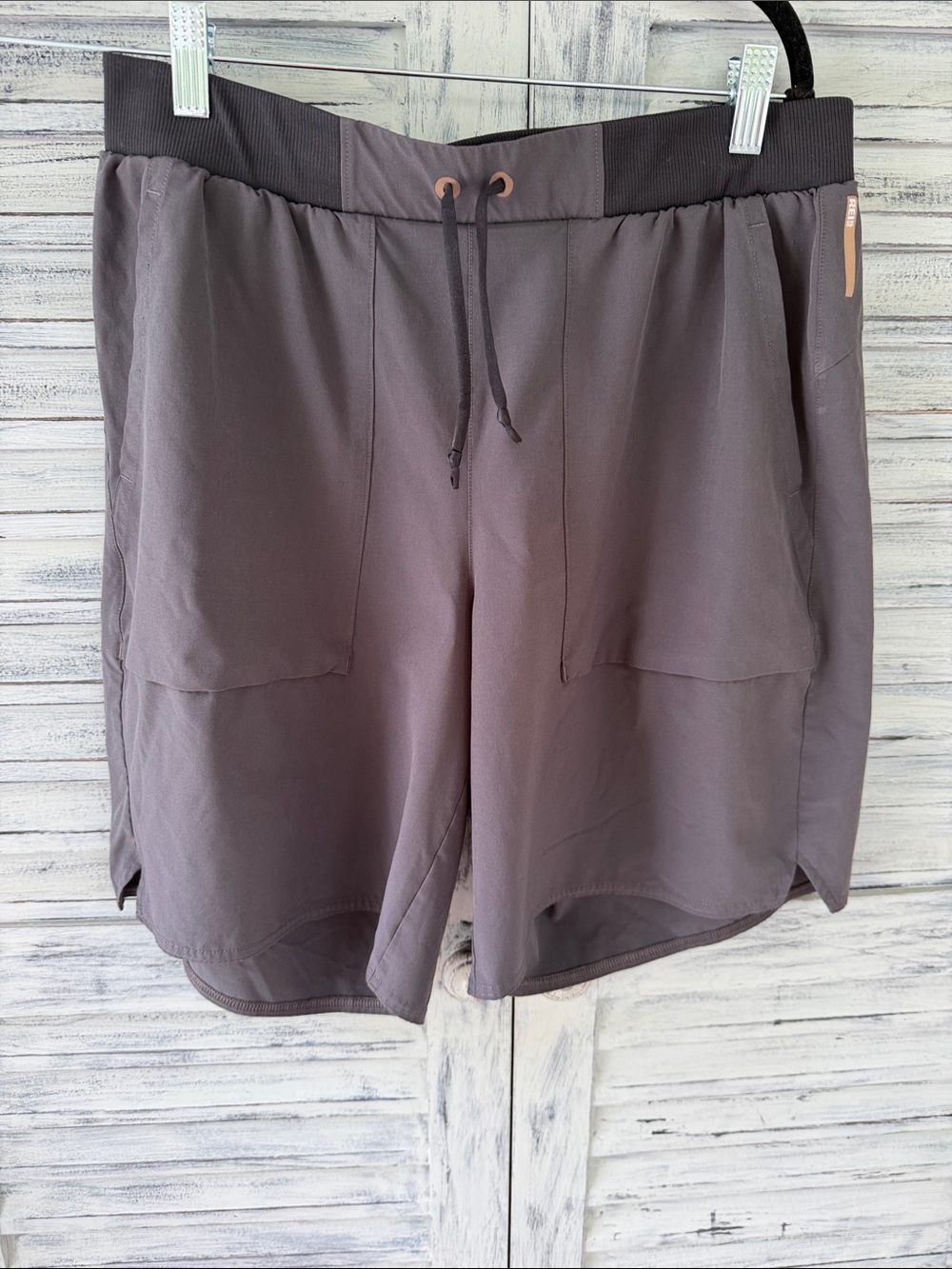 REI Men’s Co-op Active Shorts Size L